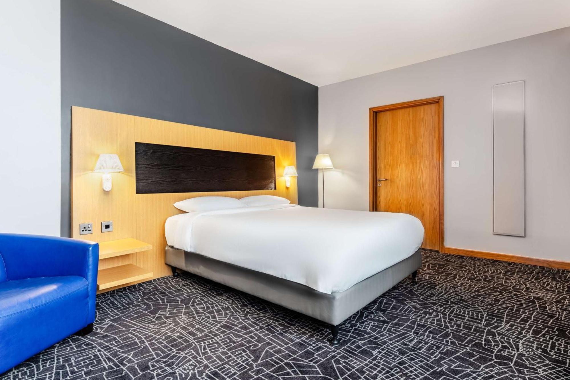 Park Inn By Radisson Peterborough Exteriör bild