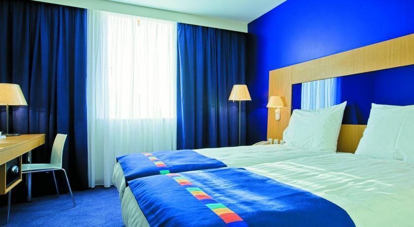 Park Inn By Radisson Peterborough Exteriör bild