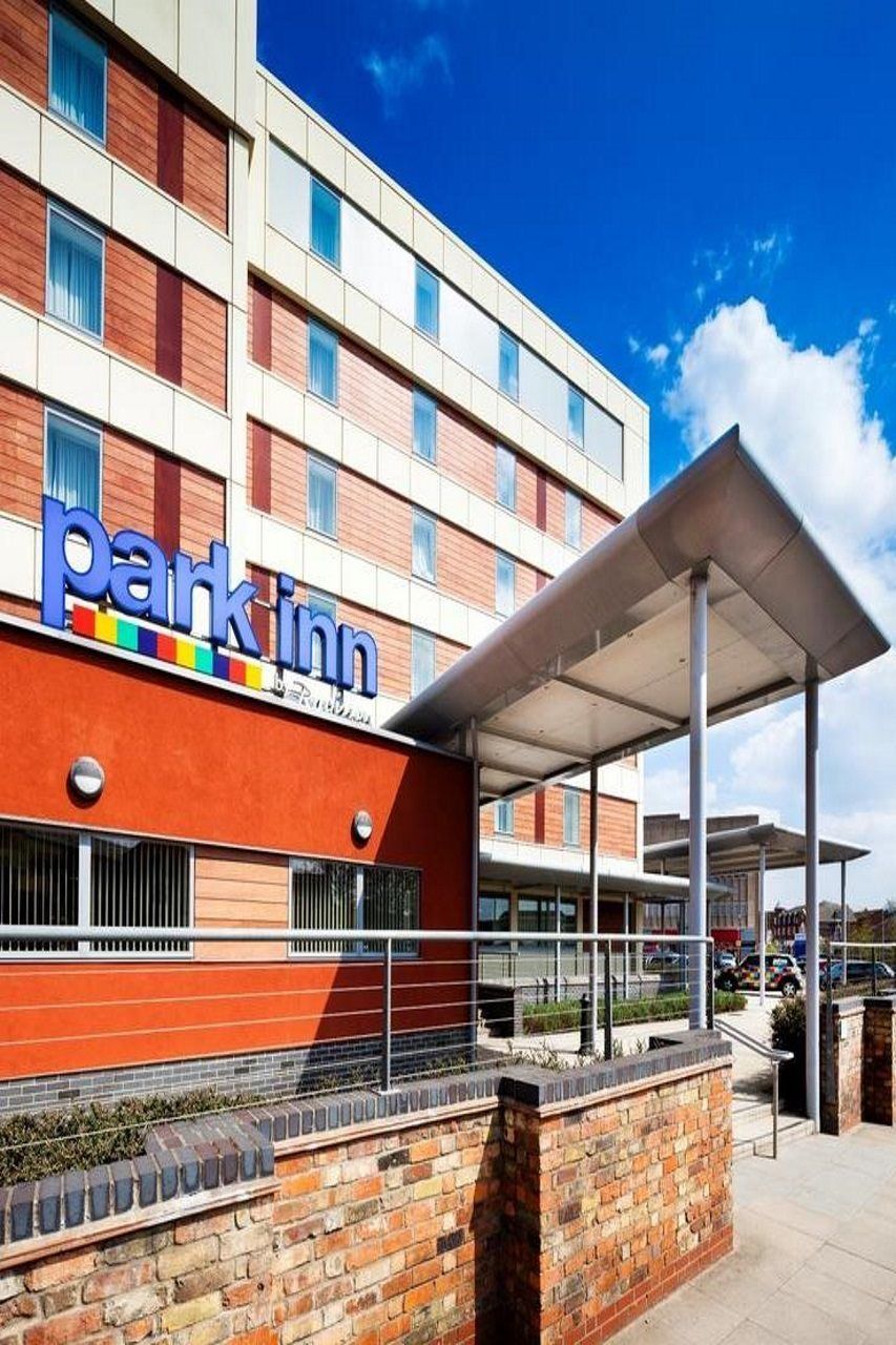 Park Inn By Radisson Peterborough Exteriör bild